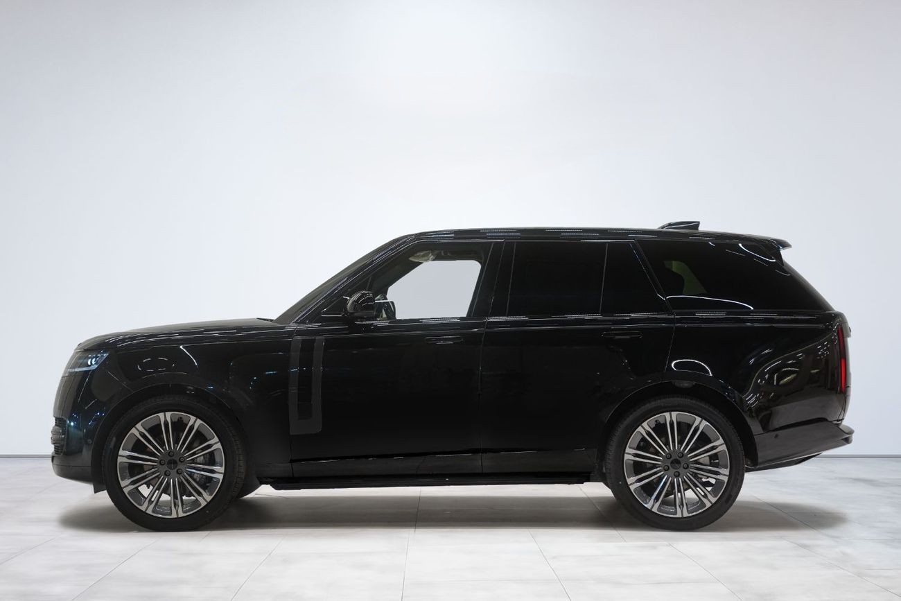 Land Rover Defender 2026  BLACK