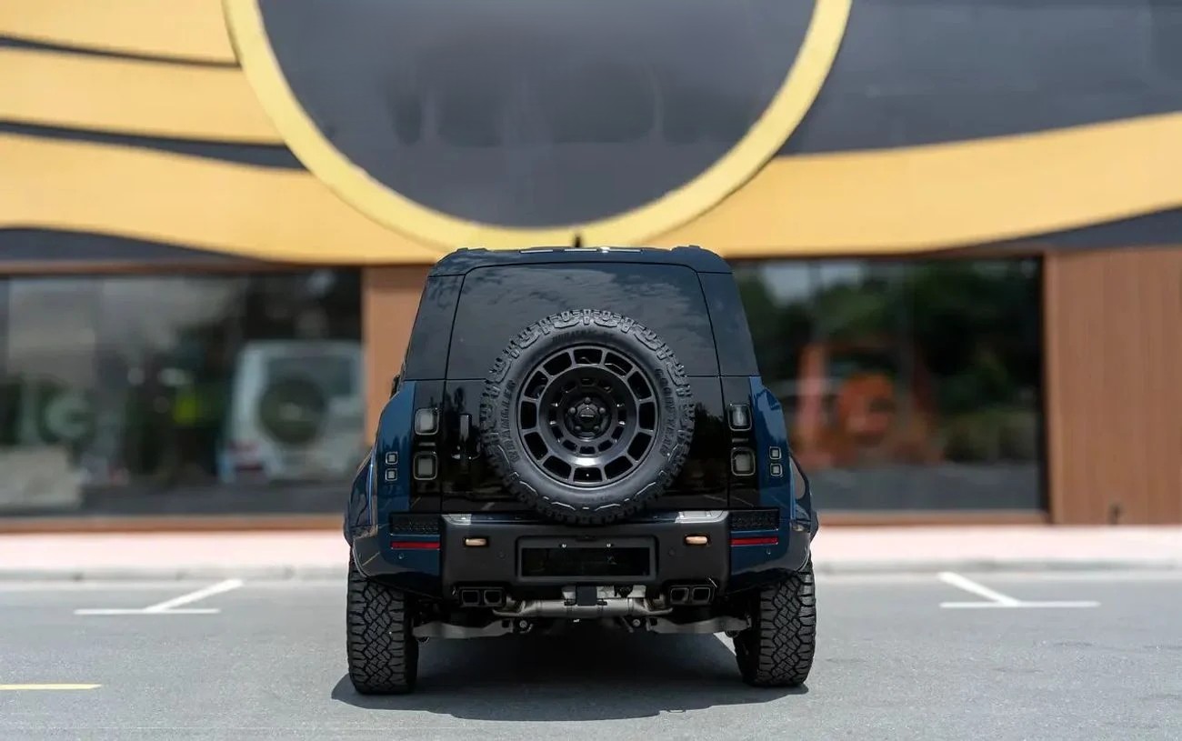 Land Rover Defender 2026