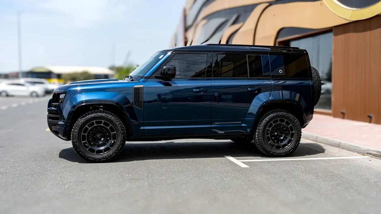 Land Rover Defender 2026