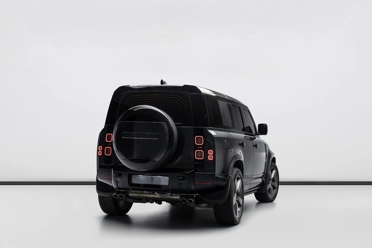 Land Rover Defender  5.0L _2025
