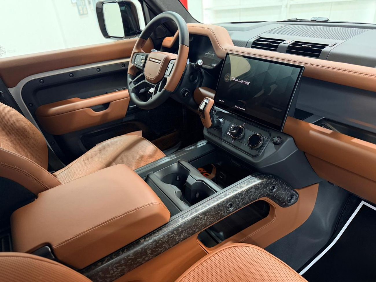 Land Rover Defender OCTA V8 2026