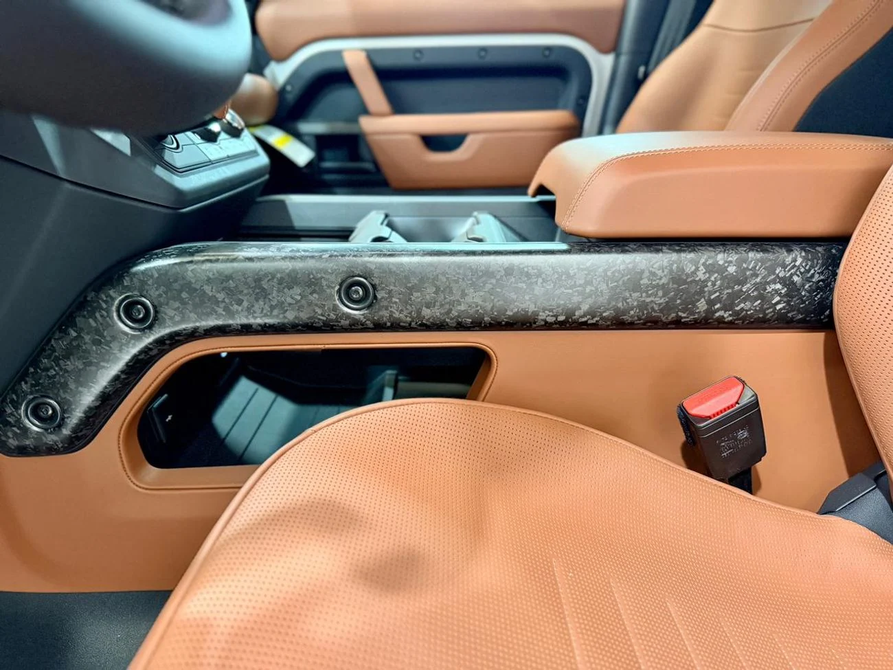 Land Rover Defender OCTA V8 2026