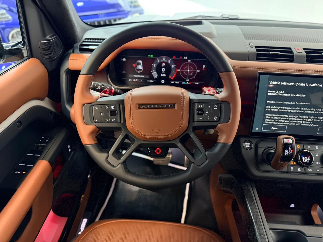 Land Rover Defender OCTA V8 2026