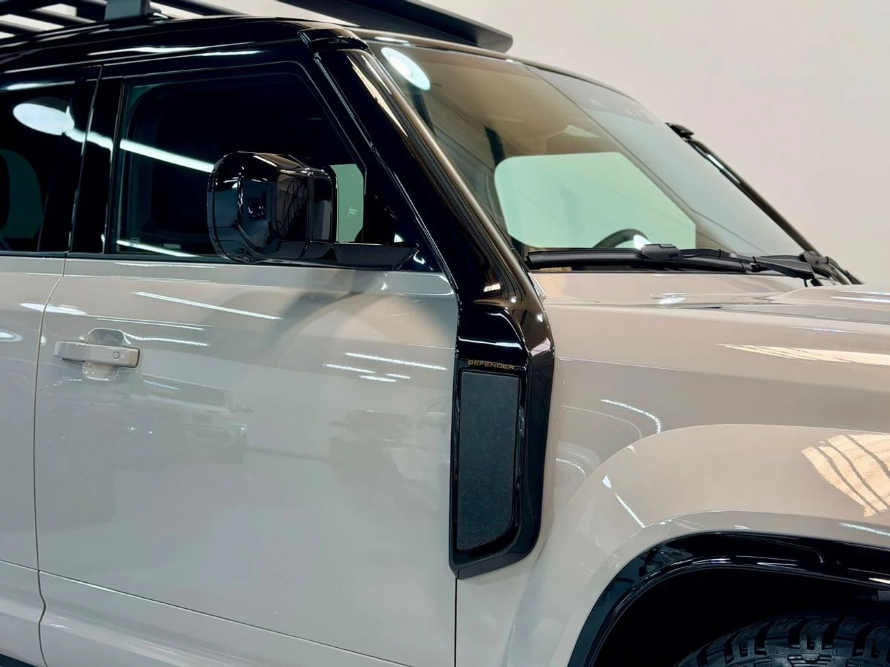 Land Rover Defender OCTA V8 2026