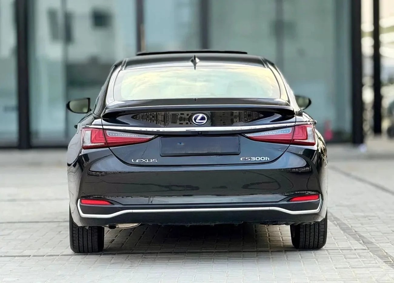 Lexus ES300h _2025