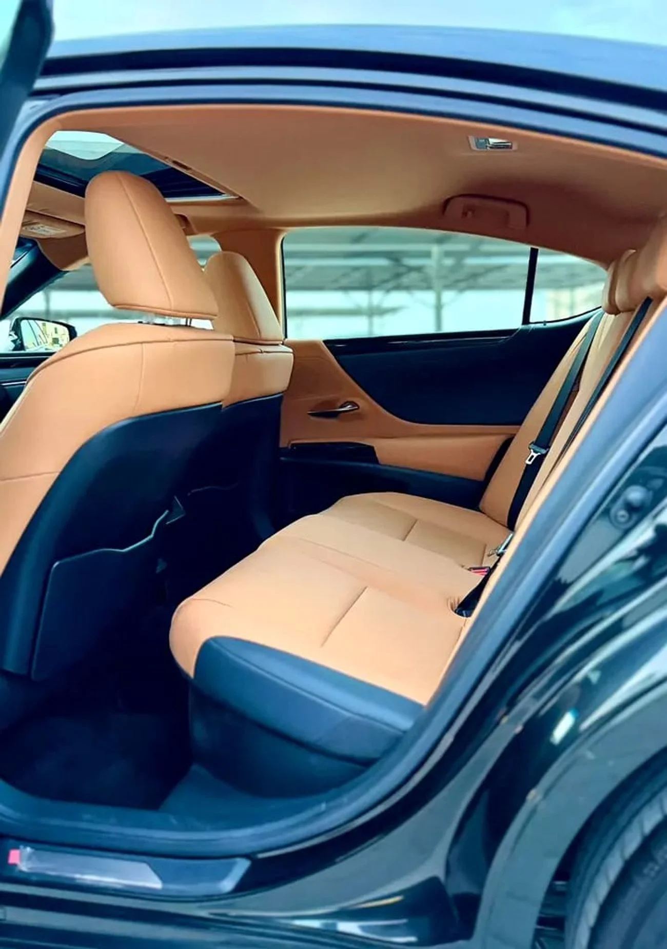 Lexus ES300h _2025