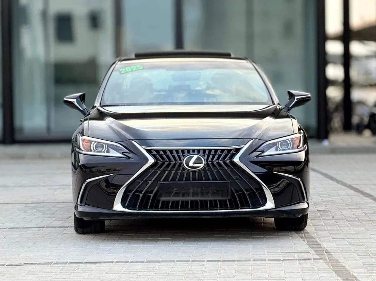 Lexus ES300h _2025