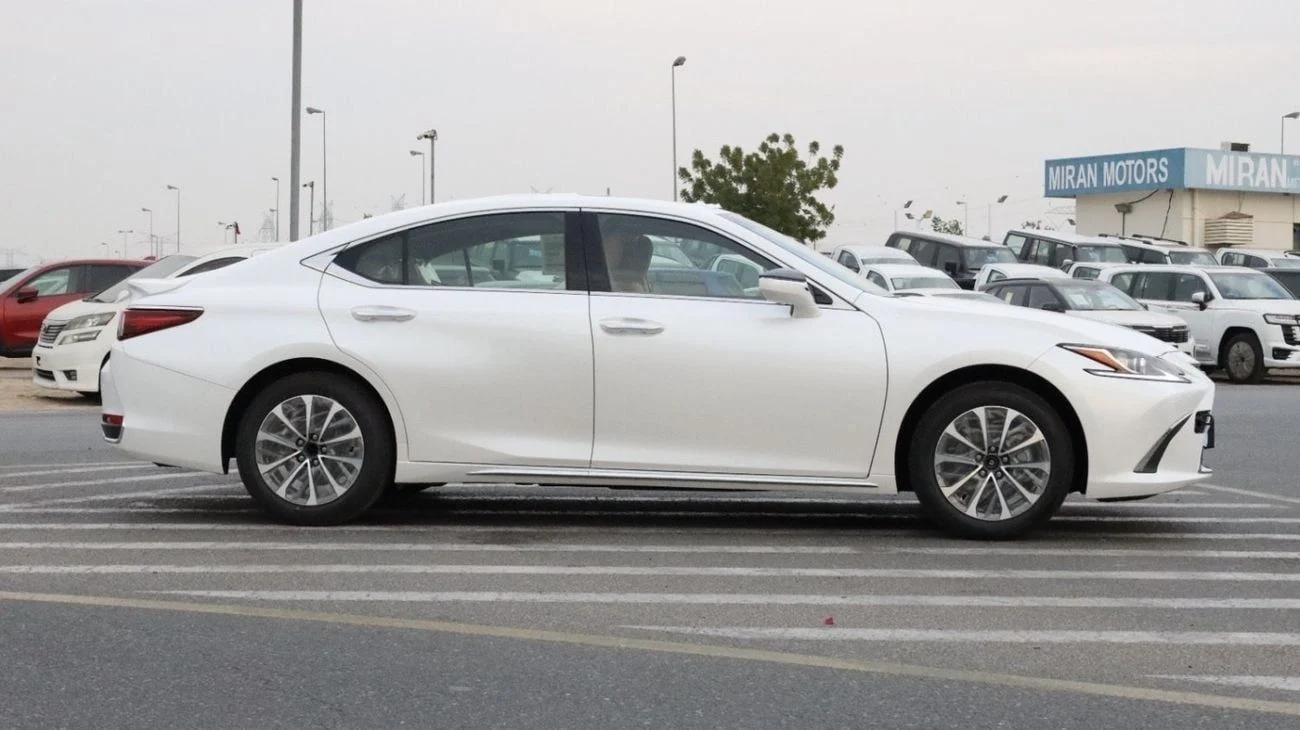 Lexus ES300h PLATINUM