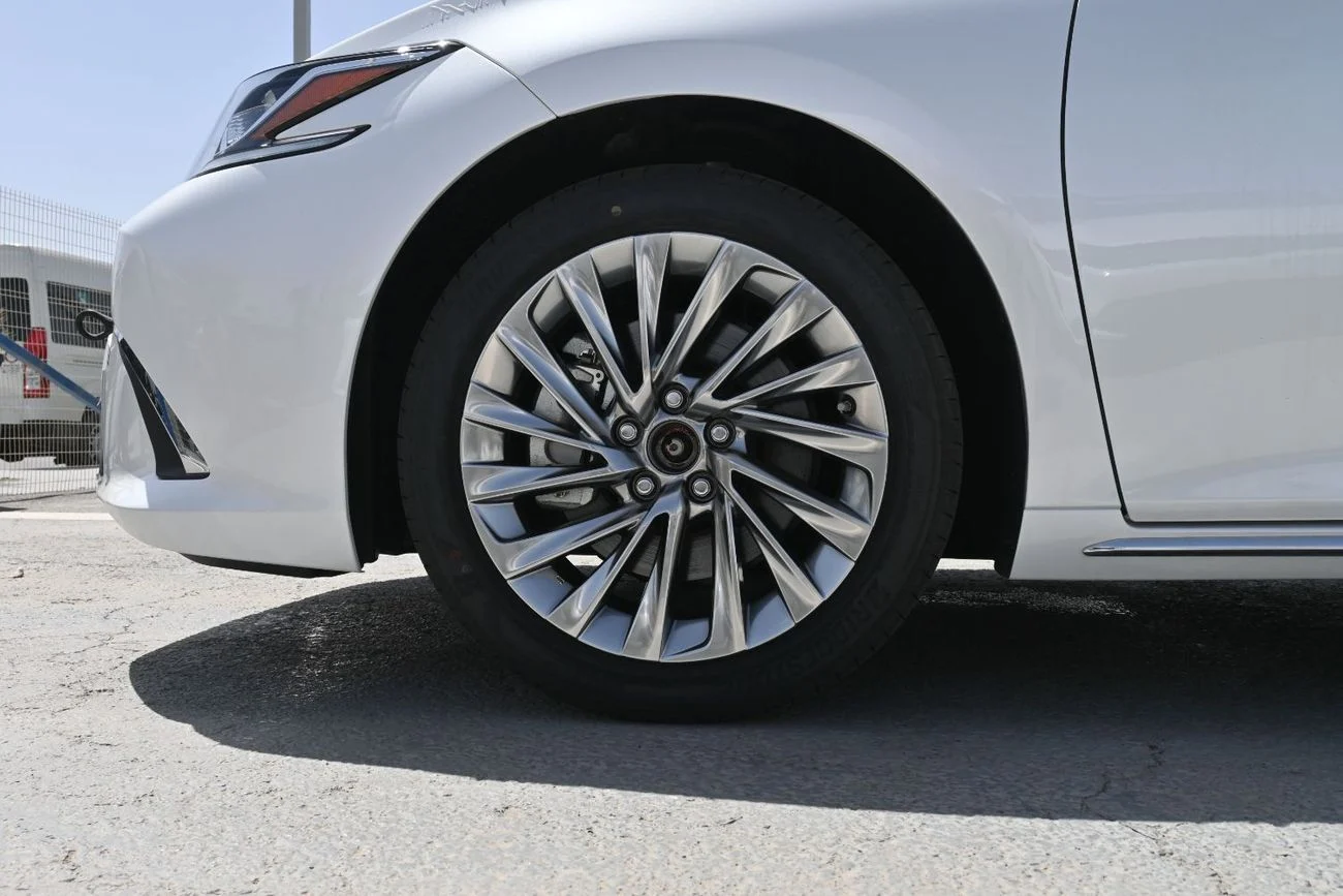 Lexus ES350 Exclusive 3.5L V6 Petrol
