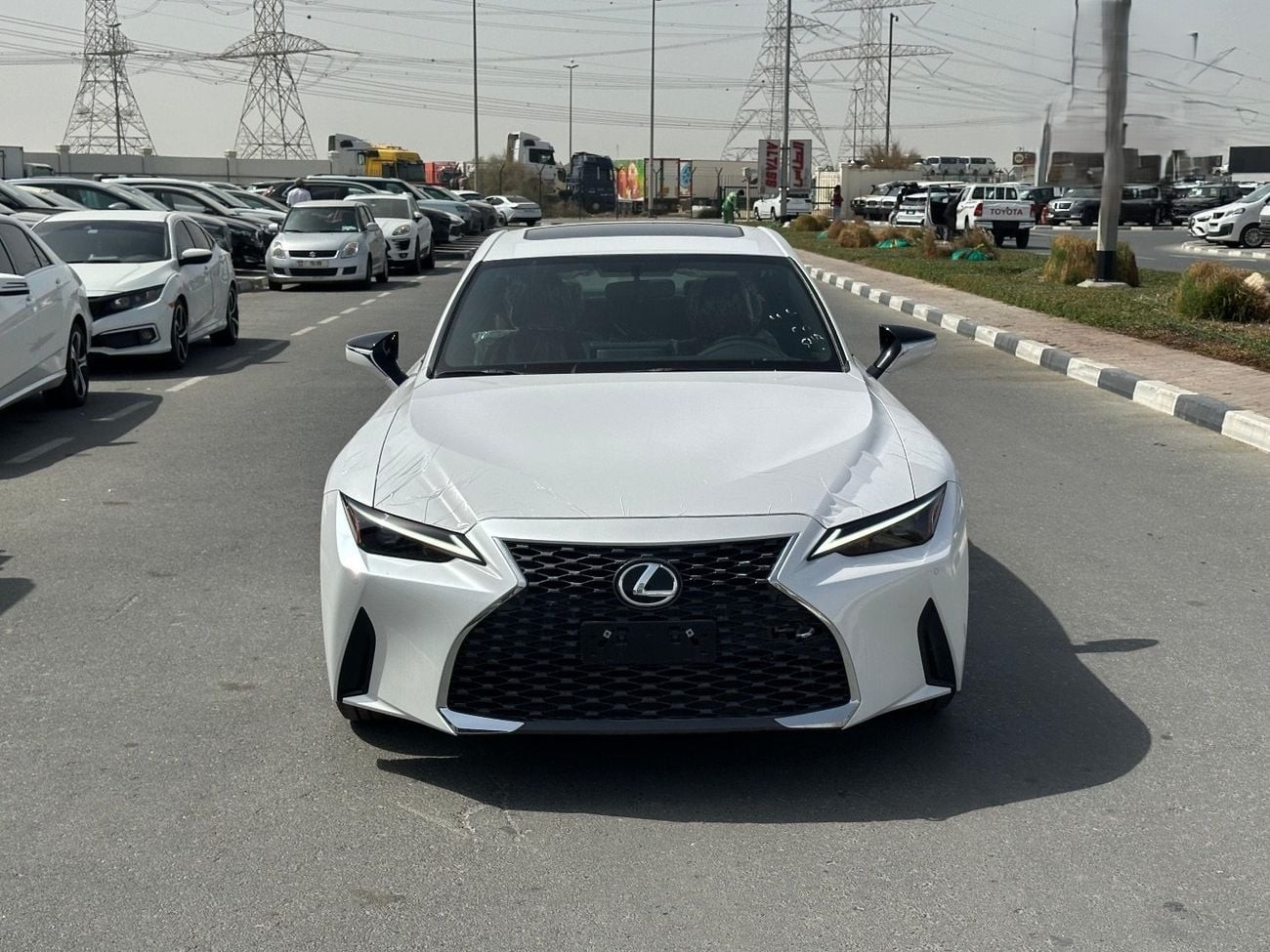 Lexus IS300c 2025
