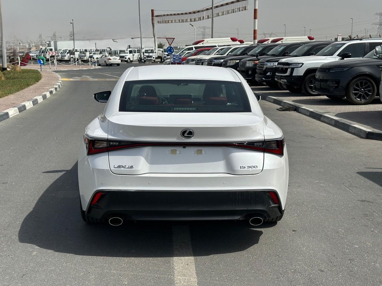 Lexus IS300c 2025