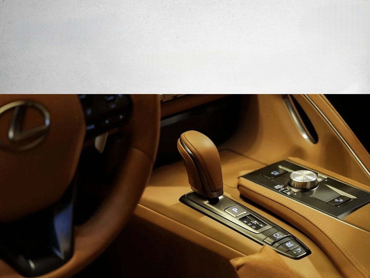 Lexus LC500h 2025