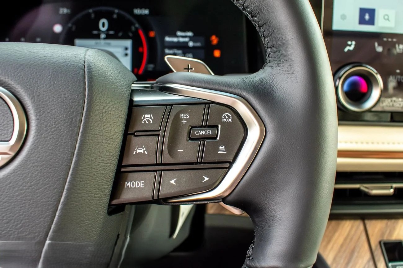 Lexus LM 350h Hybrid 4 Seater 2026