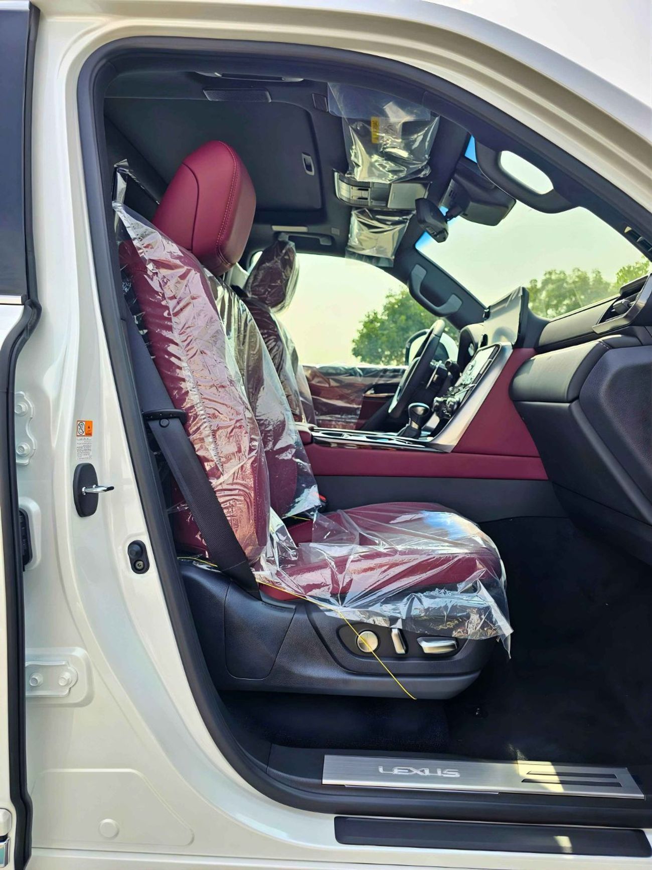 Lexus LX 500 _ 3.3L V6 DIESEL RADAR
