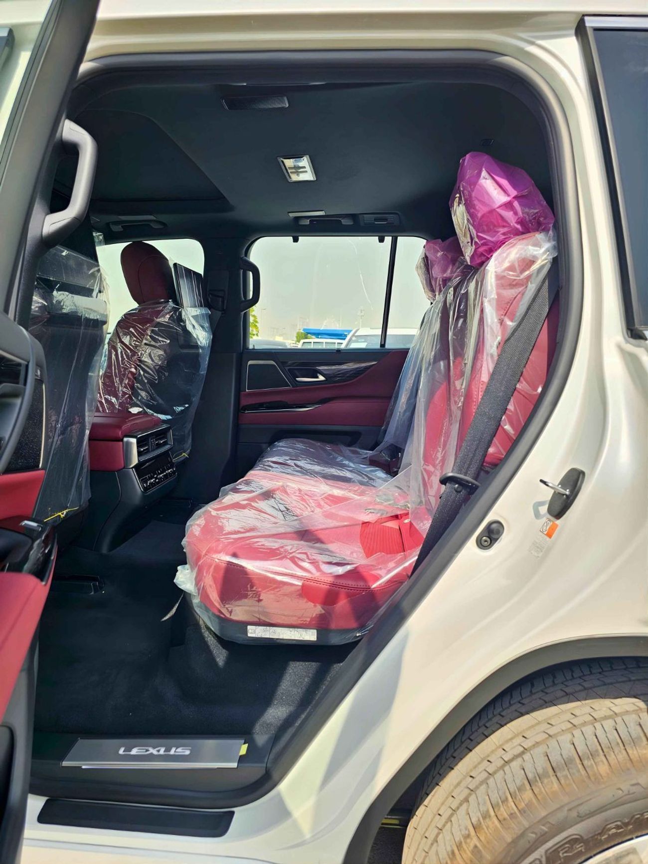 Lexus LX 500 _ 3.3L V6 DIESEL RADAR
