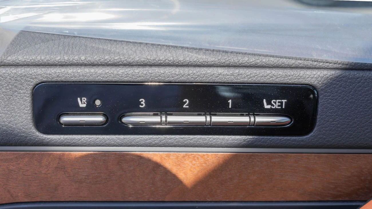 Lexus LX600 3.5L AT Petrol (Black Edition)