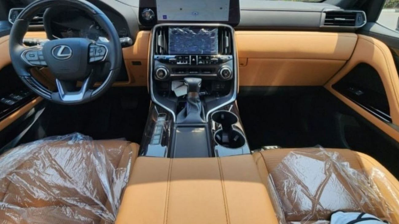 Lexus LX600 3.5L V6 PRESTIGE