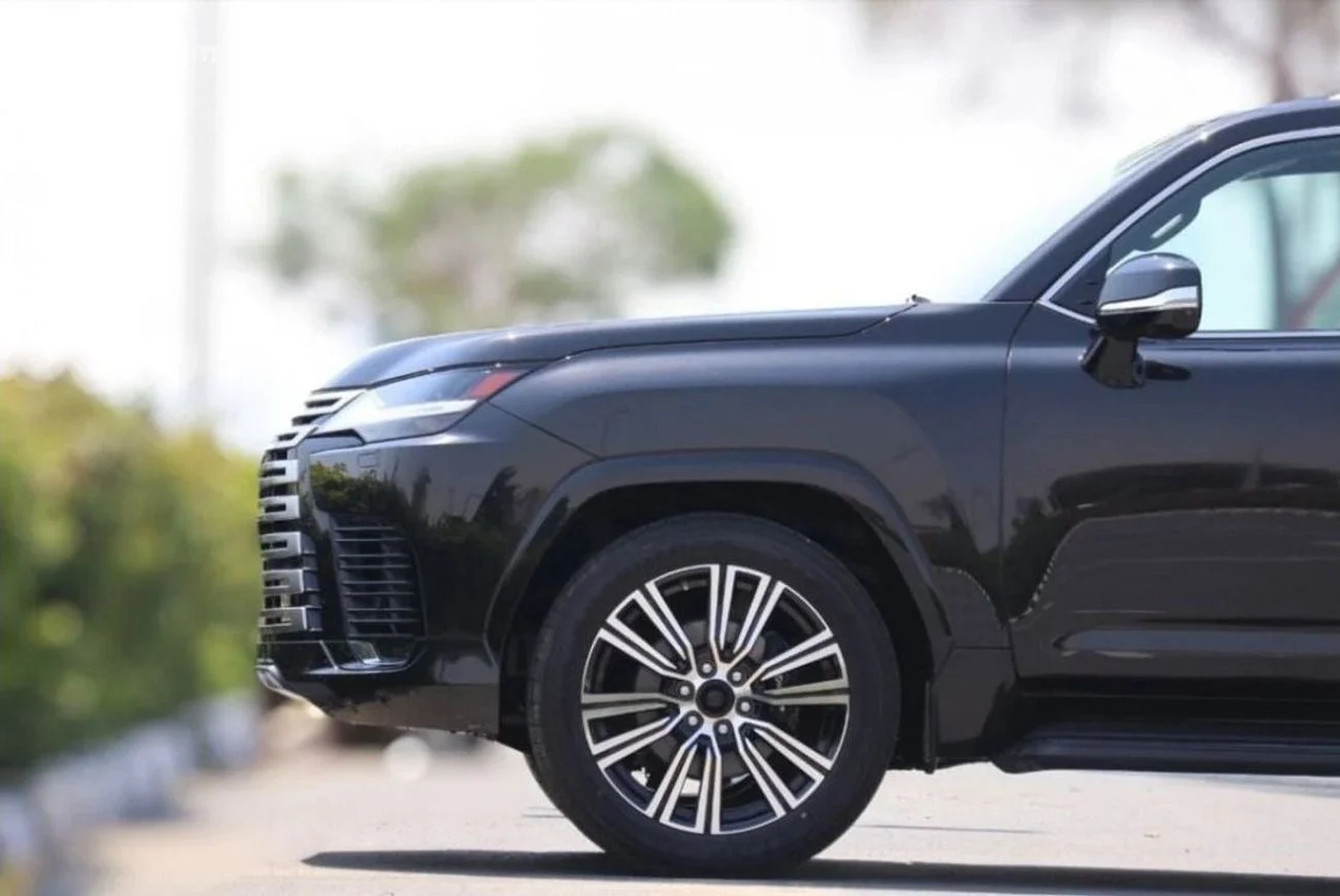 Lexus LX600 Signature 3.5L ( CYL) _2025