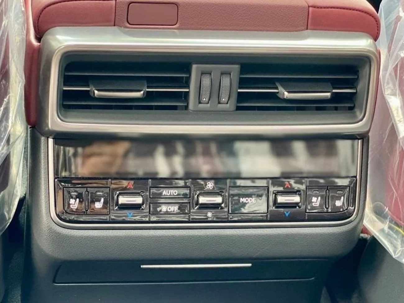 Lexus LX600 SIGNATURE EDITION, AUTOMATIC