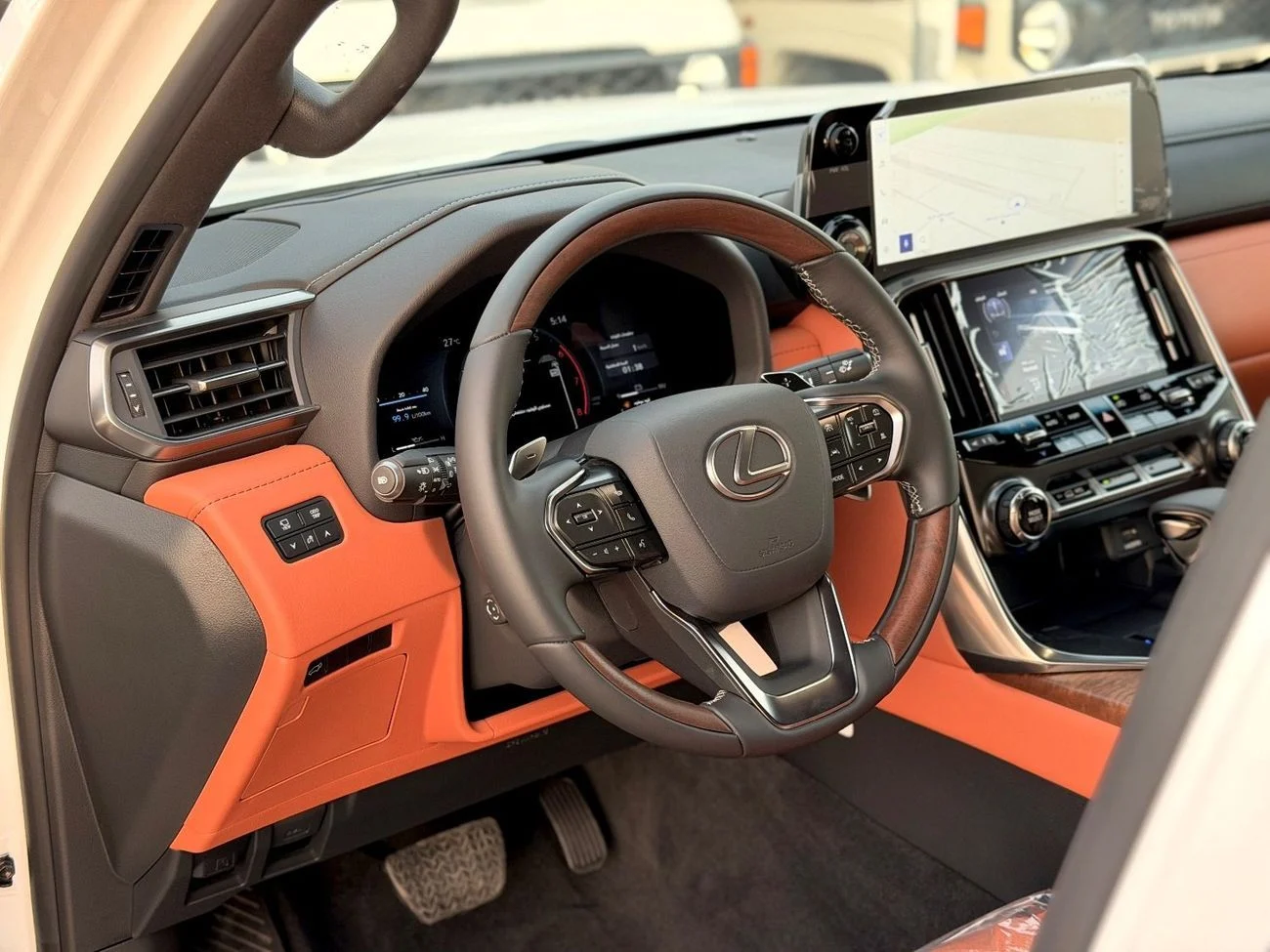 Lexus LX600  VIP  4 Seats 2025