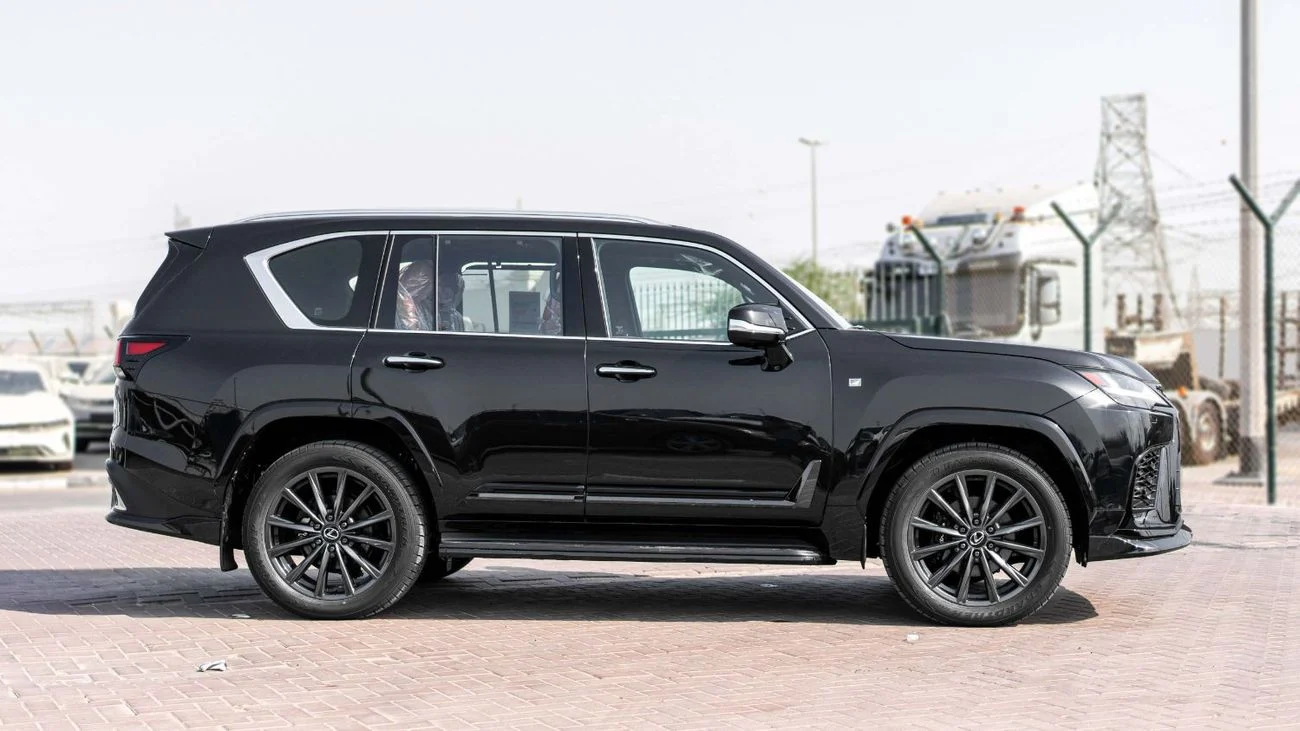 Lexus LX700h F-Sport 3.5L AT Hybrid 2026