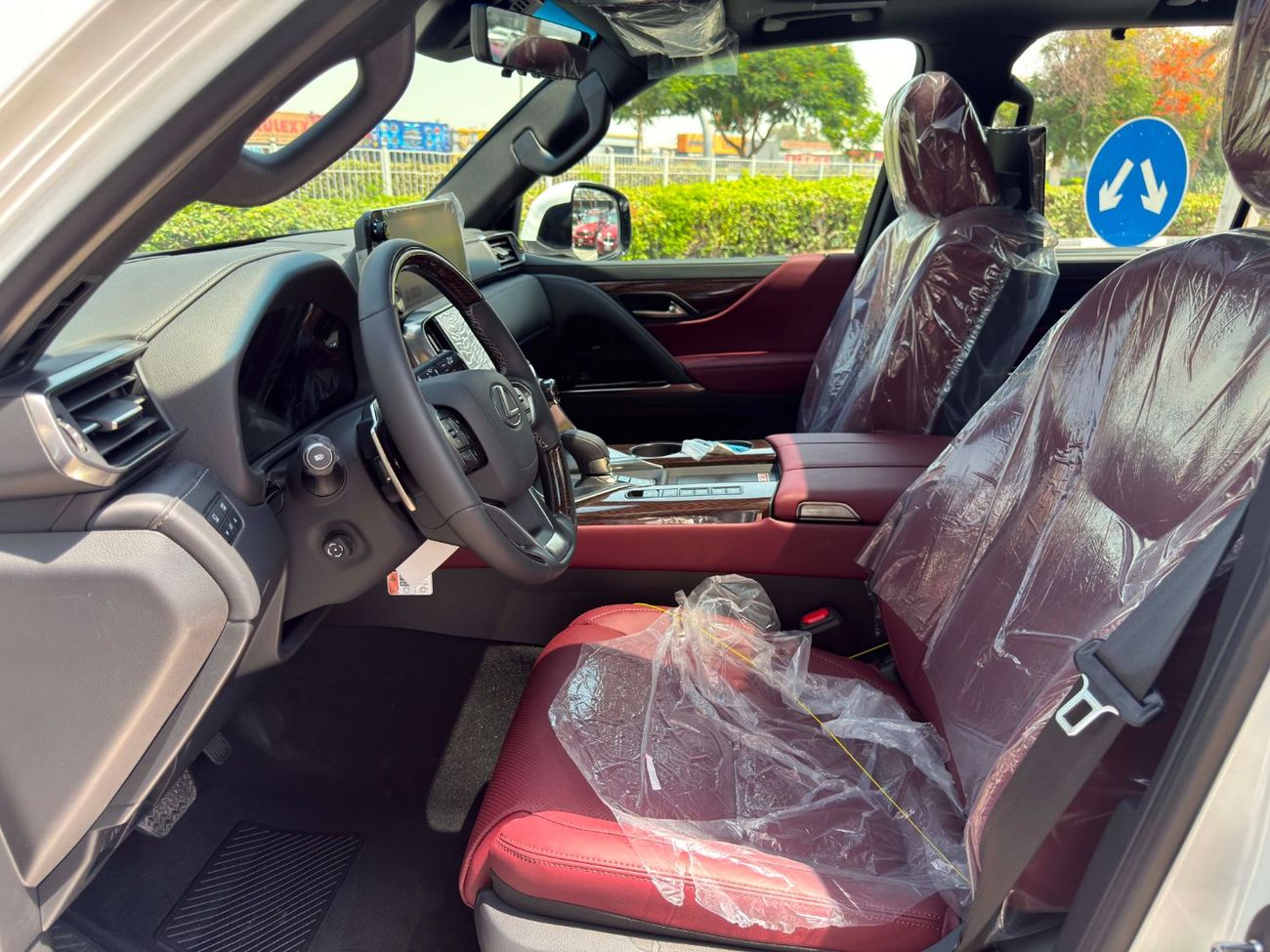Lexus LX700h SIGNATURE  2025