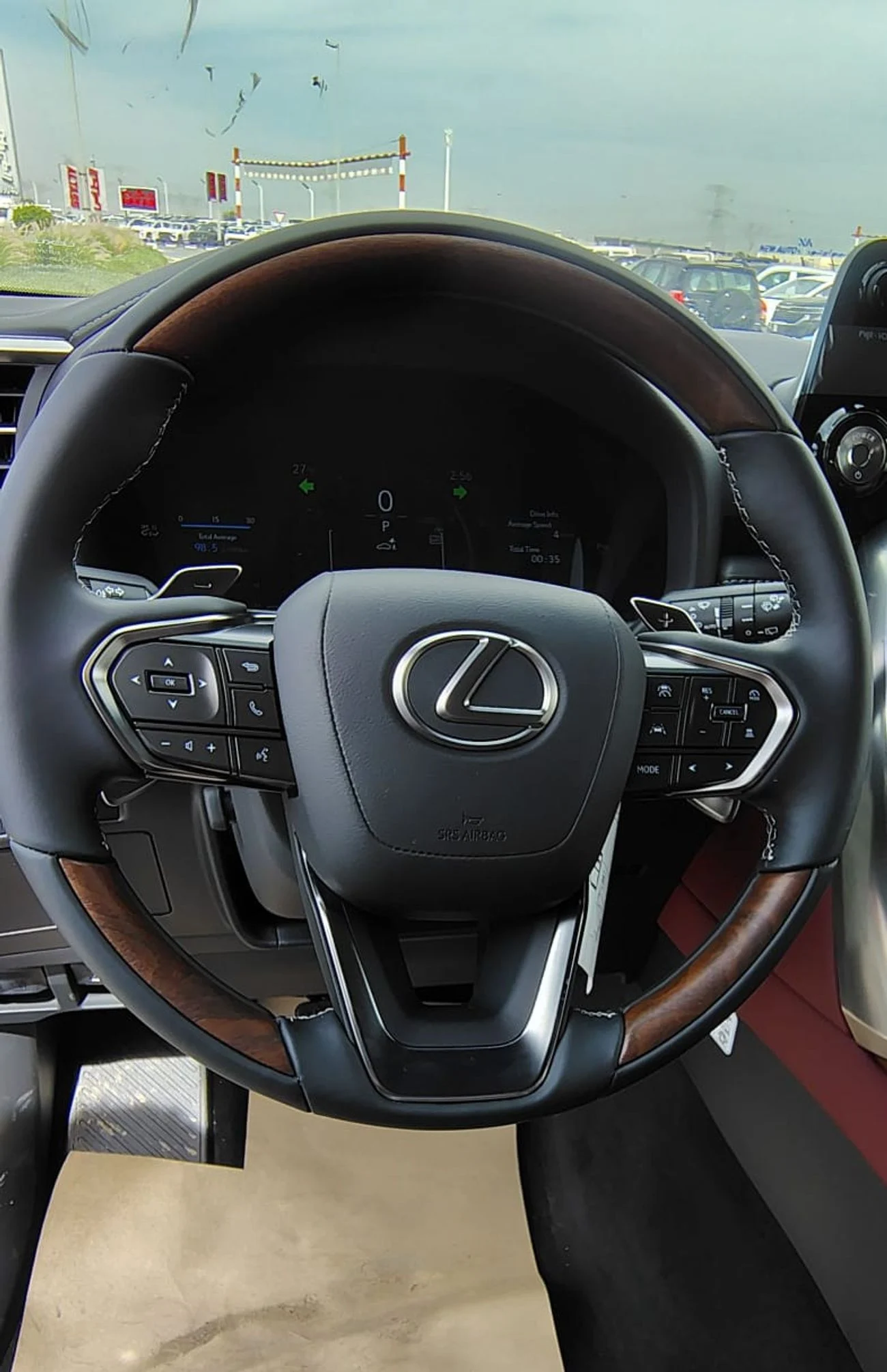 LEXUS LX700h SIGNATURE - 3.5L - HYB - AT - 2025