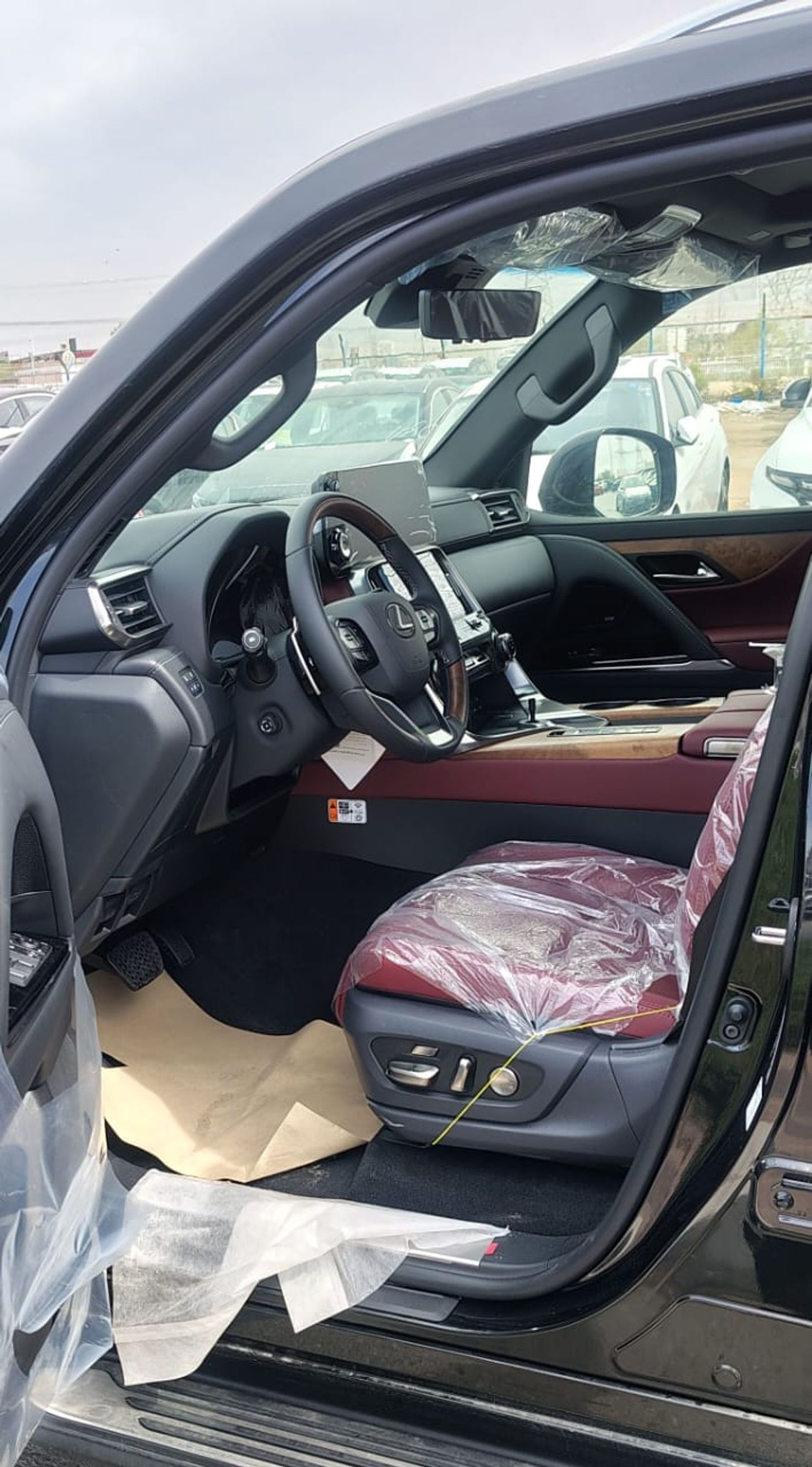 LEXUS LX700h SIGNATURE - 3.5L - HYB - AT - 2025