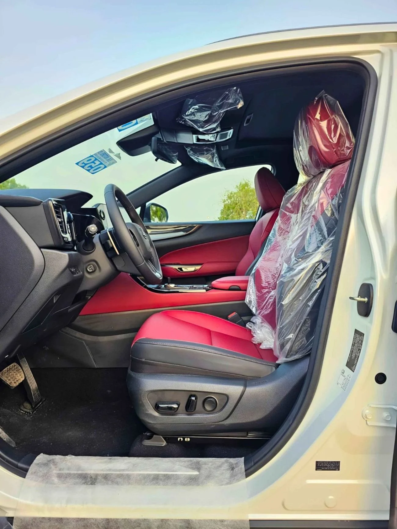 Lexus NX350 ELITE, OM / 2.4L PETROL