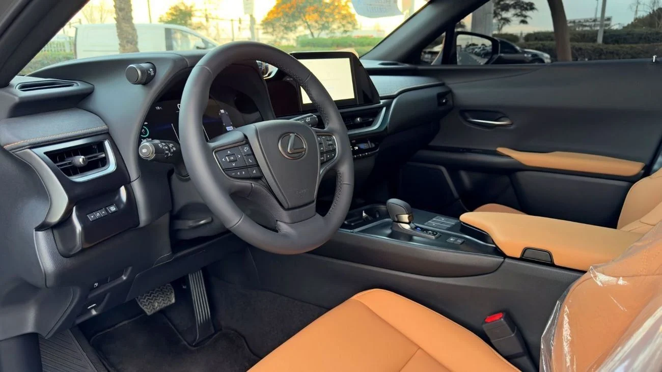 Lexus UX300h Premier 2.0L