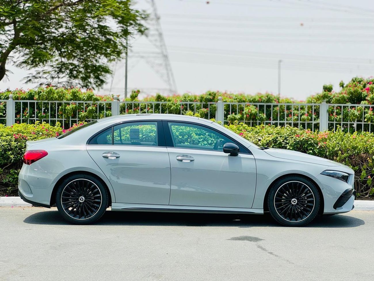 Mercedes Benz A 200 AMG 2026 white