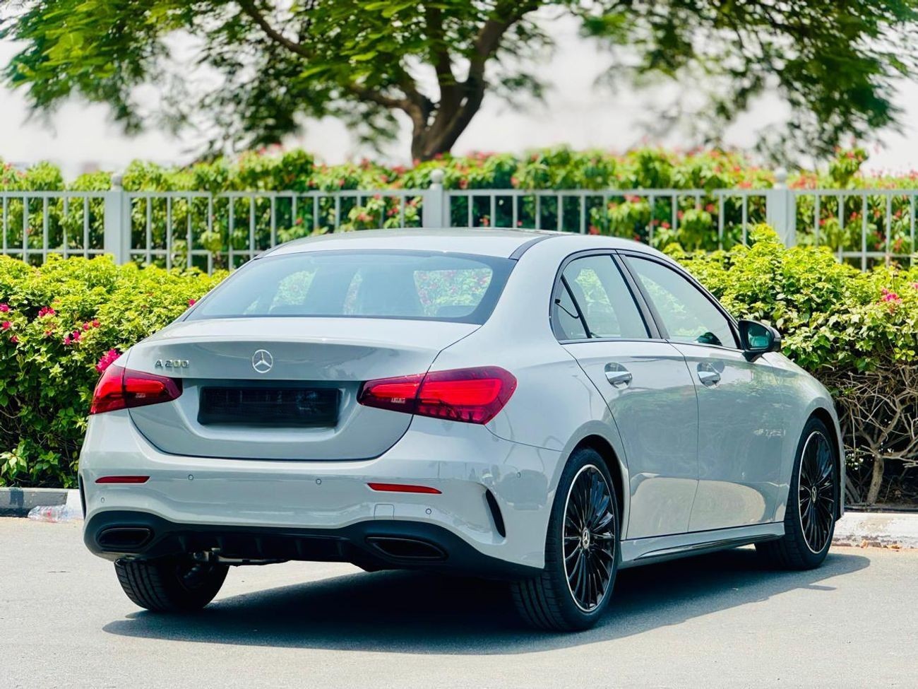 Mercedes Benz A 200 AMG 2026 white