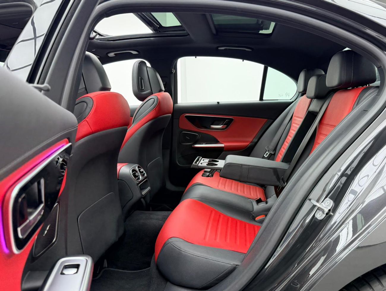 Mercedes Benz C200 2025 _black