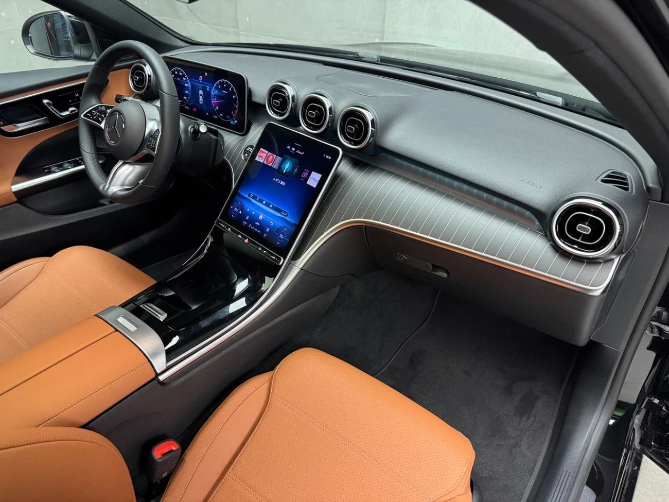 Mercedes Benz C200 Premium 2.0L