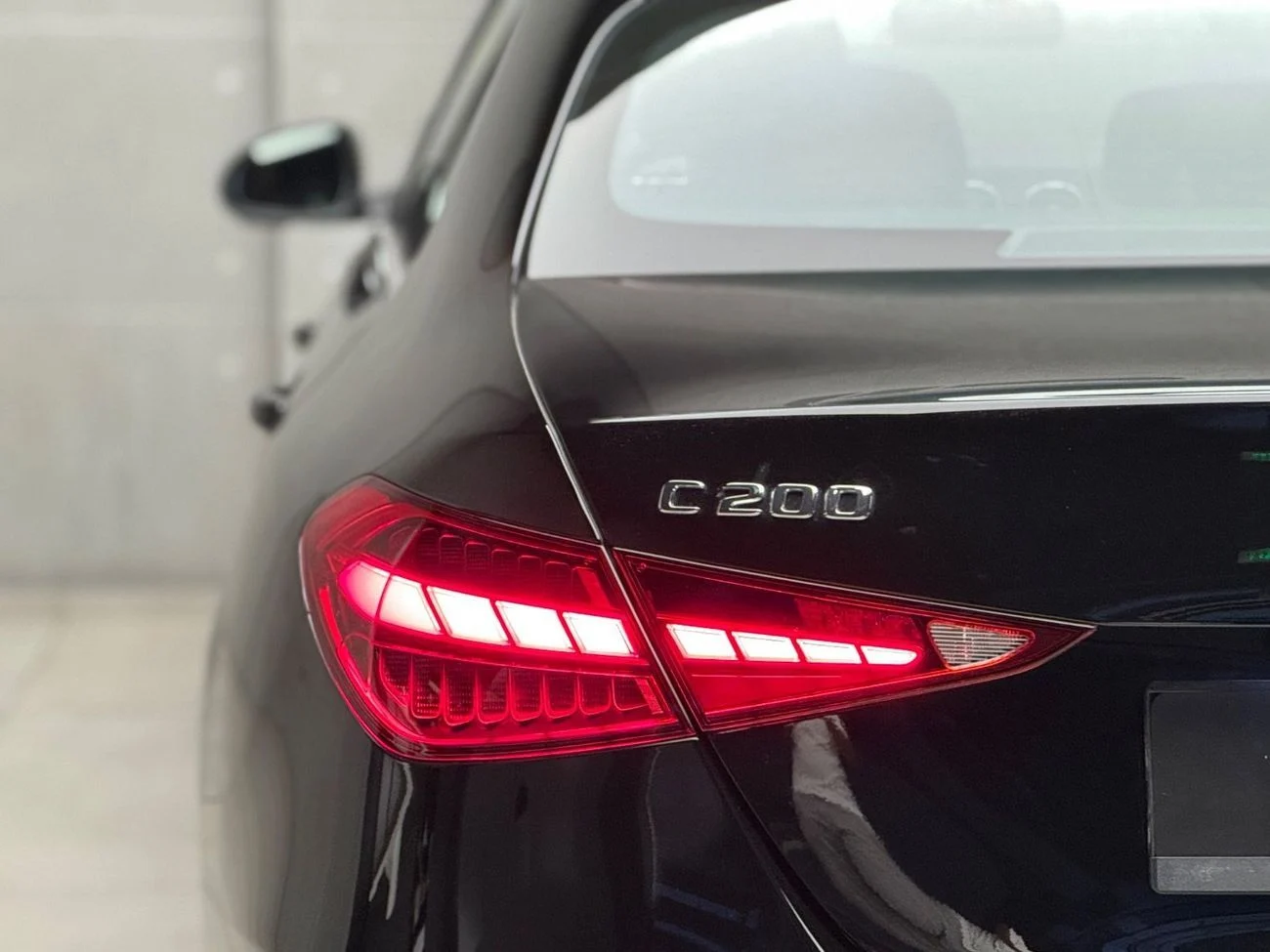Mercedes Benz C200 Premium 2.0L
