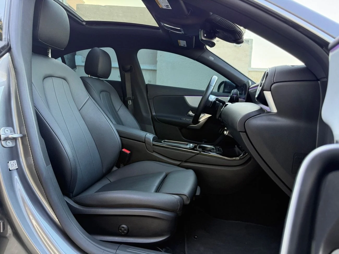Mercedes Benz CLA250 Premium + 2.0L 2026