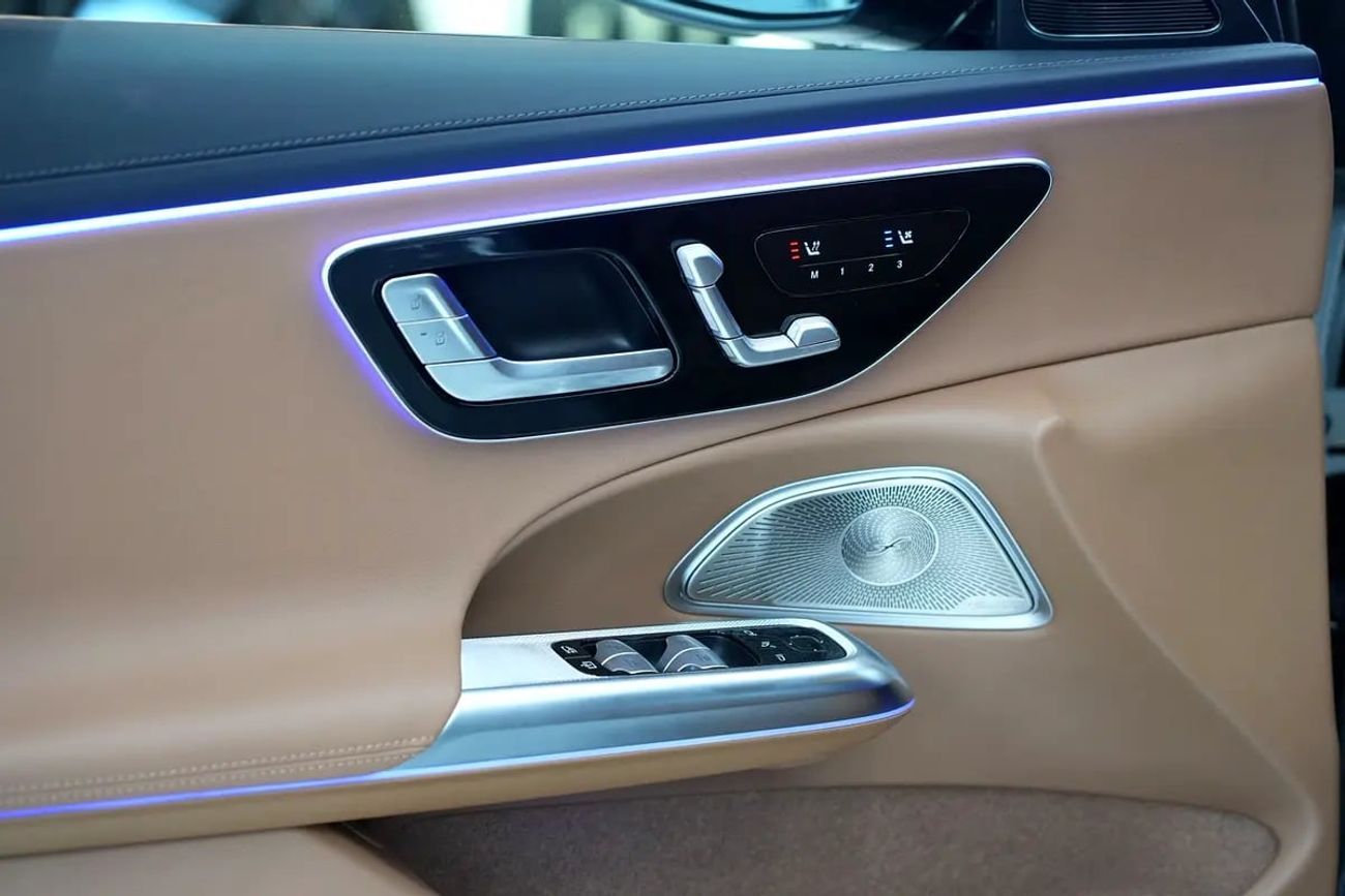 Mercedes Benz E300 2026