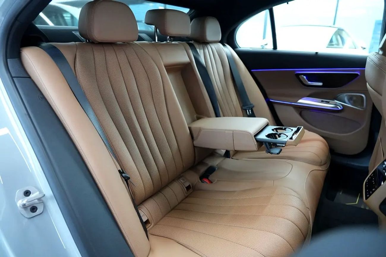 Mercedes Benz E300 2026
