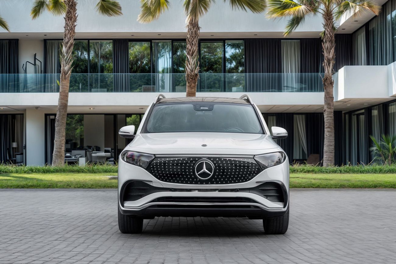 Mercedes Benz EQB 350 _ 2025