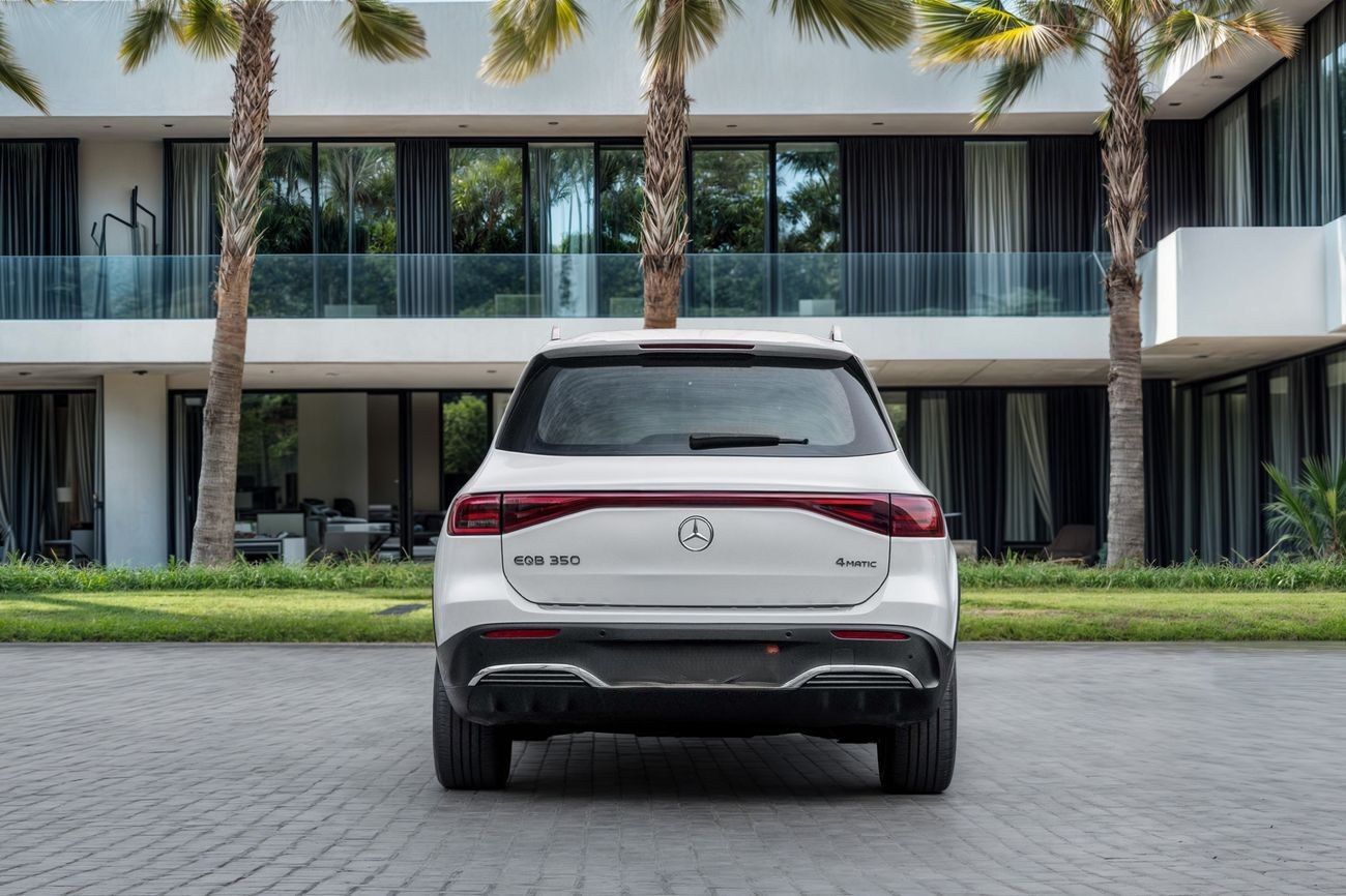 Mercedes Benz EQB 350 _ 2025