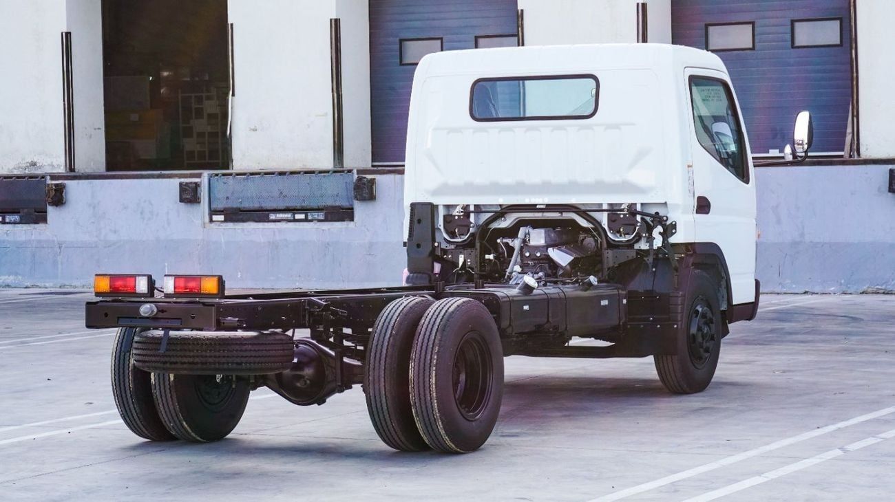 Mitsubishi Canter 4x2 4.2l 4CLY CHASSIS 2025