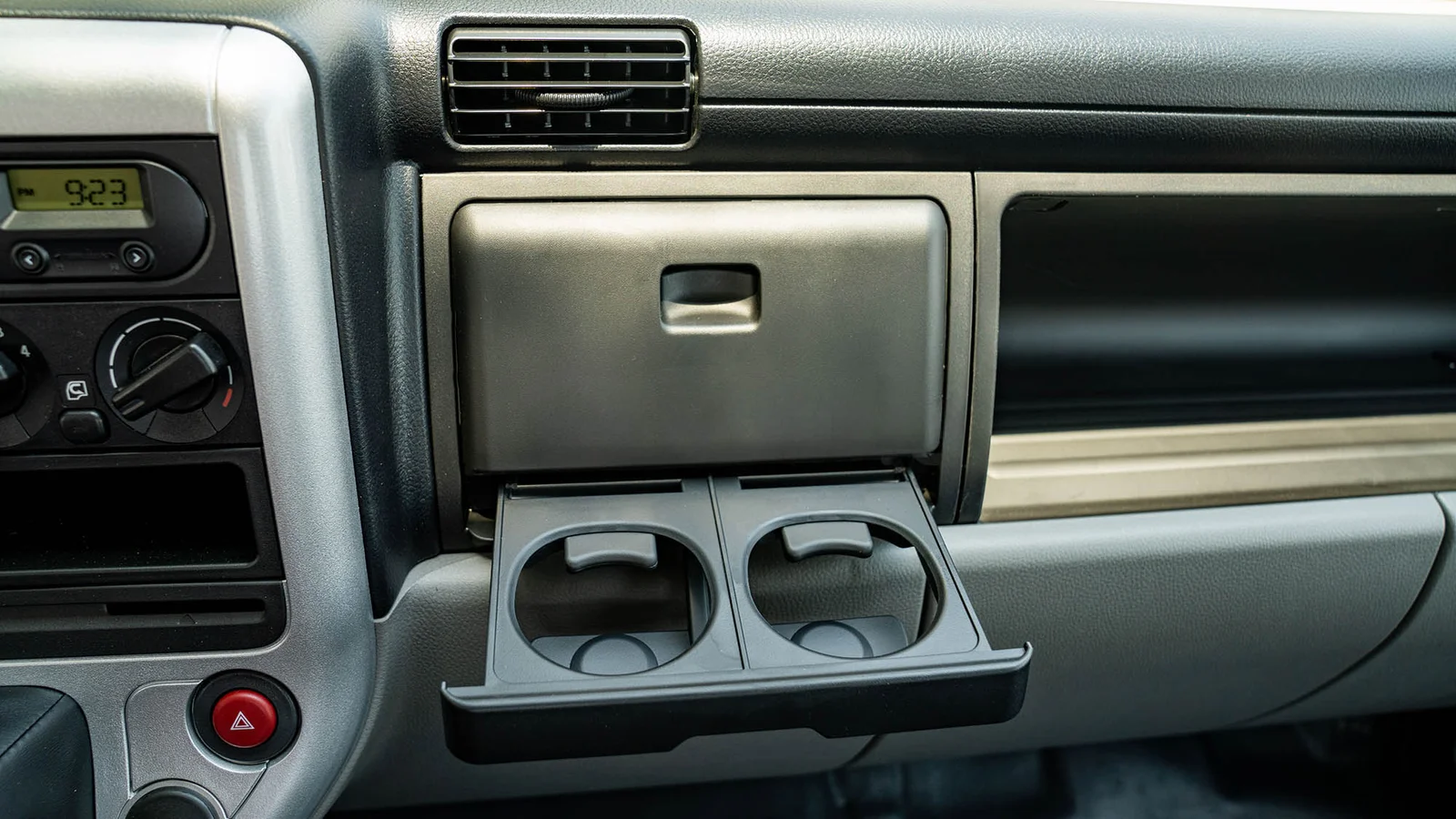 MITSUBISHI FUSO CANTER 4.2D MT MY2025-WHITE