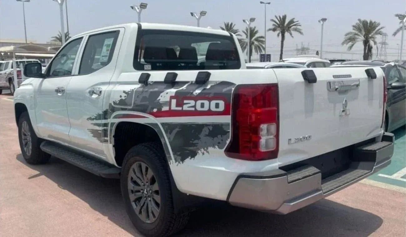 Mitsubishi L200 GLX AT DIESEL FULL OPTION 2026