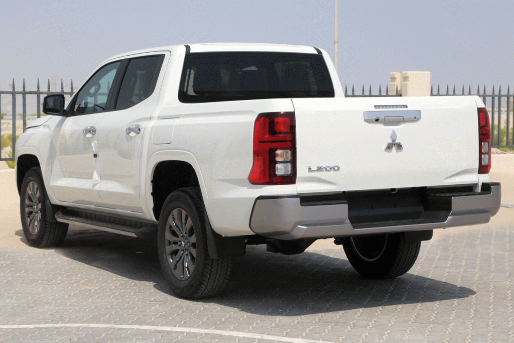 MITSUBISHI L200 SPORTERO GLS DC 4X4 DIESEL 2.4L, AT,MY2