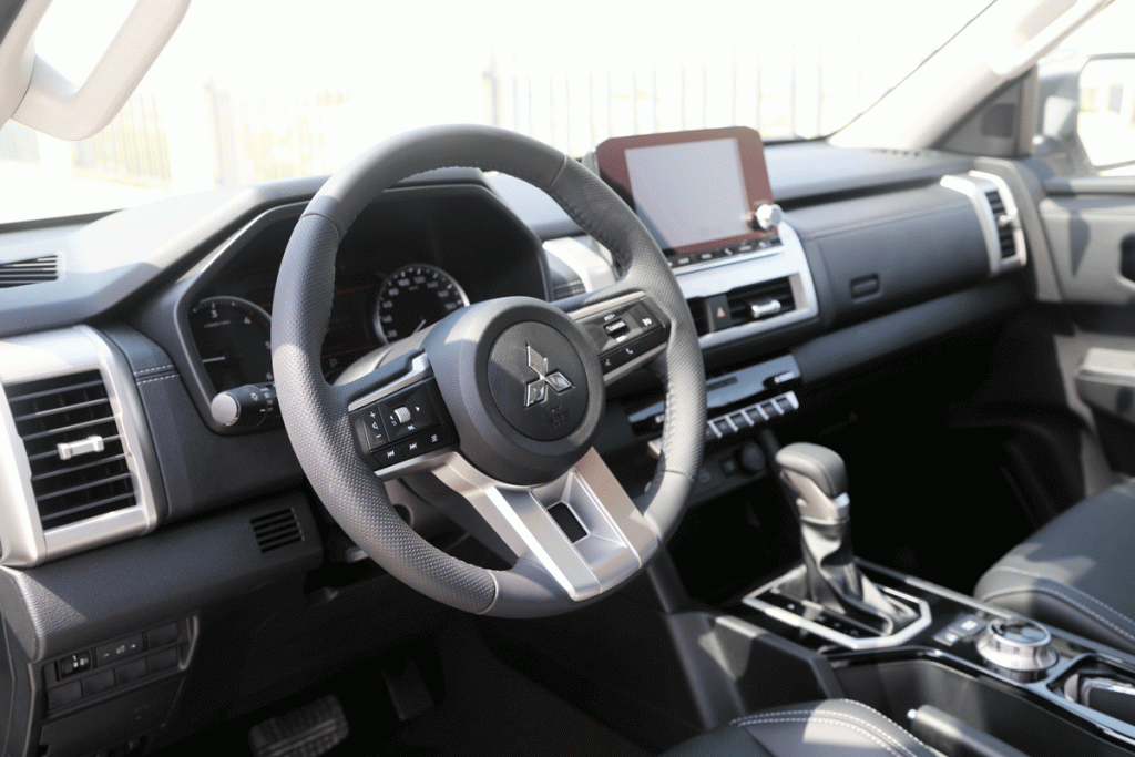 MITSUBISHI L200 SPORTERO GLS DC 4X4 DIESEL 2.4L, AT,MY2