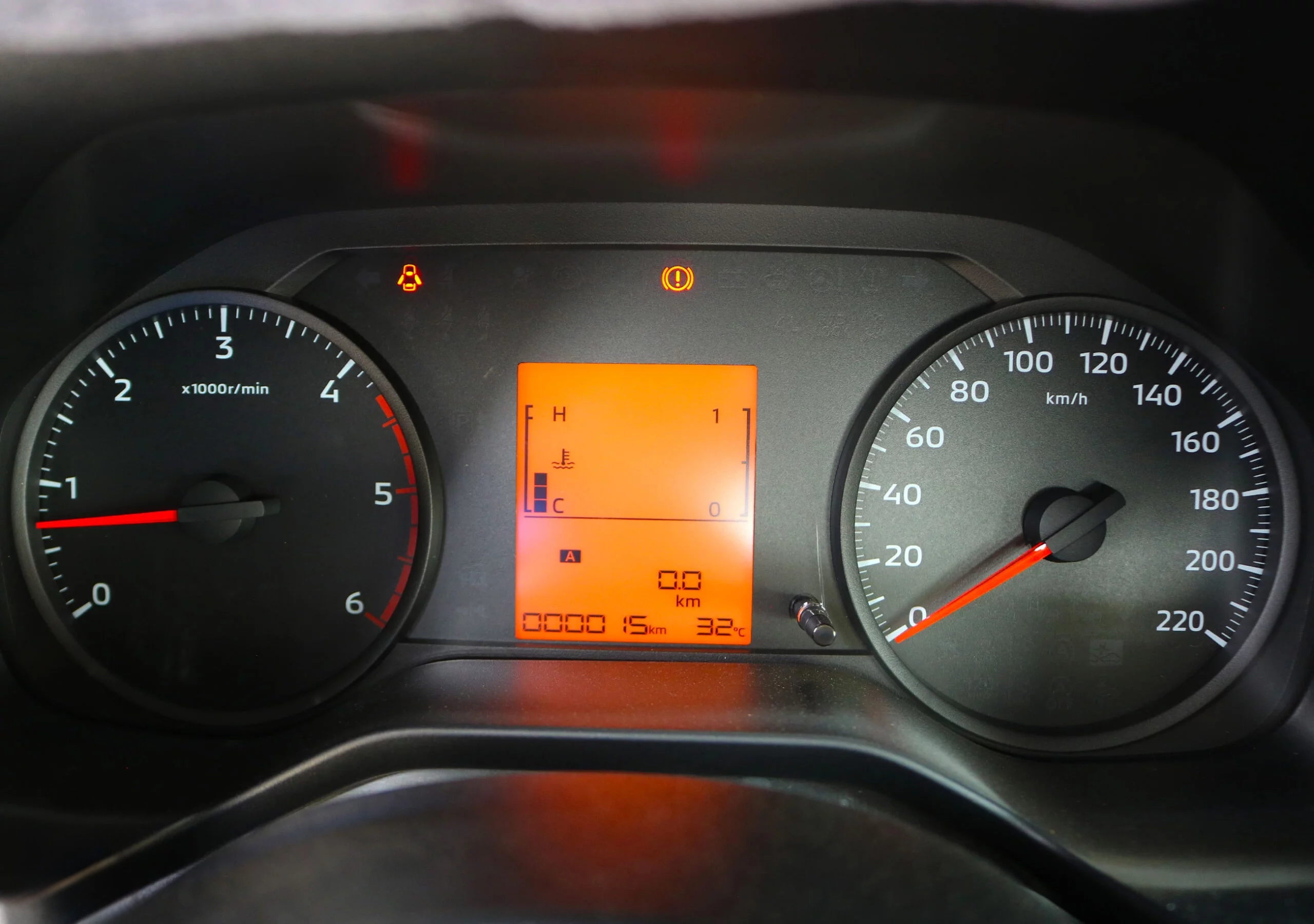 Mitsubishi L200 / Triton GL 4WD 2.4L Diesel MT 2025