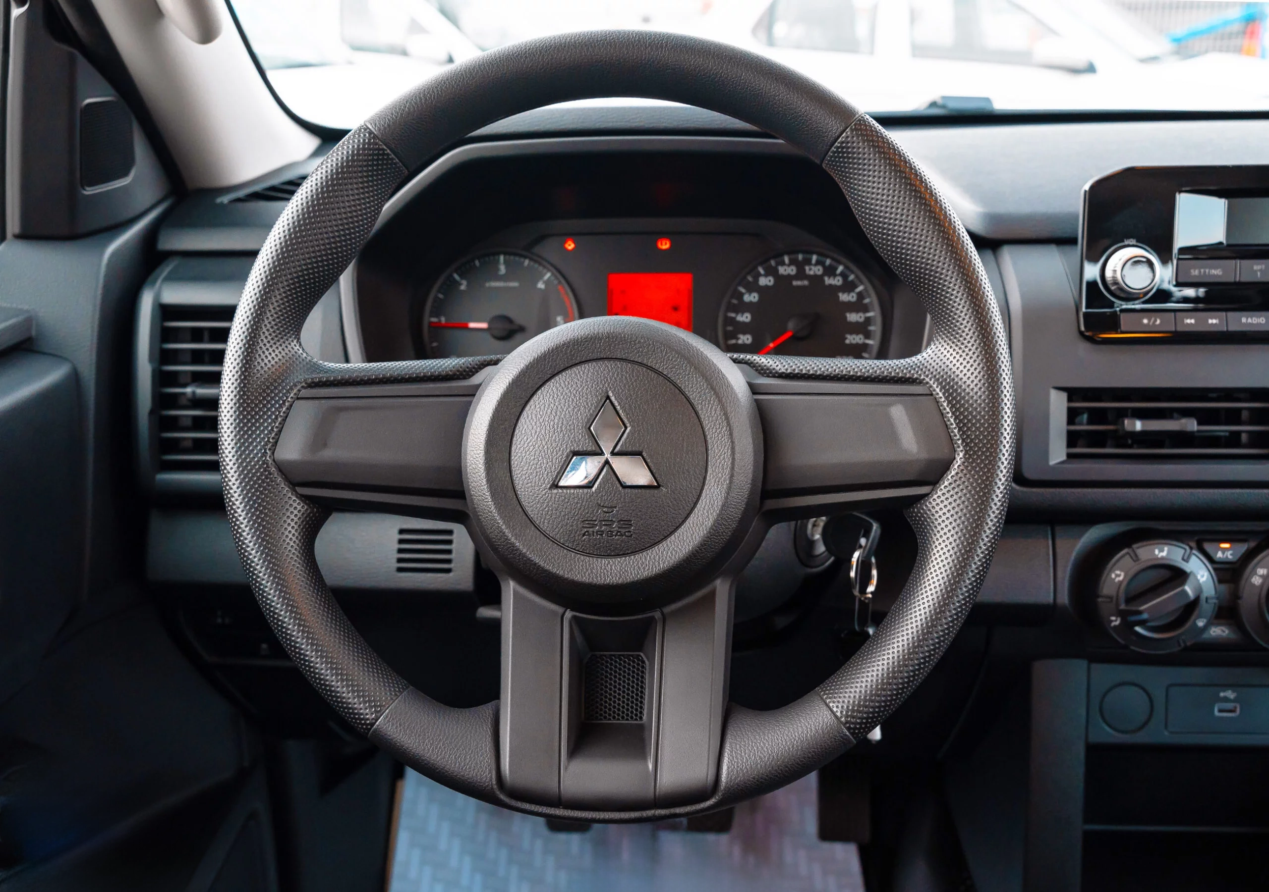 Mitsubishi L200 / Triton GL 4WD 2.4L Diesel MT 2025