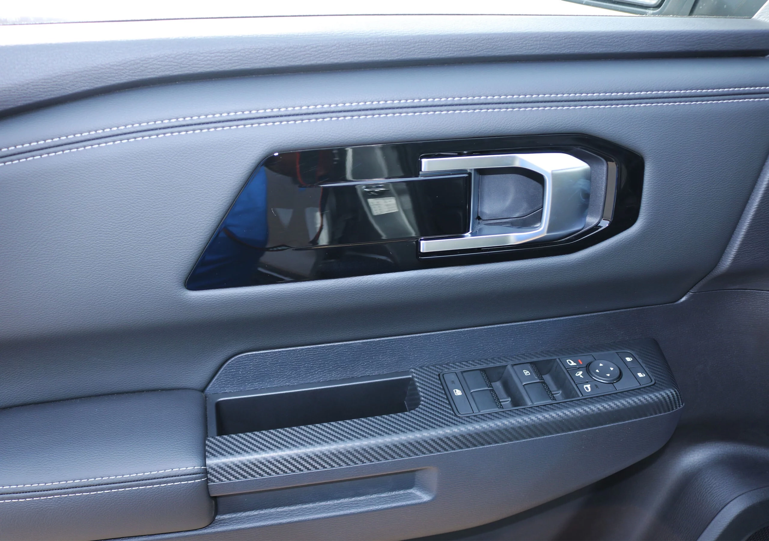 Mitsubishi L200Triton Sportero DSL AT – MY2025