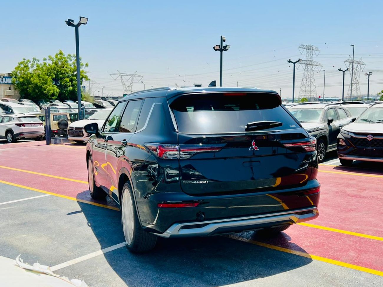 Mitsubishi Outlander GLX HIGHLINE 2.5 L 2026 BLACK