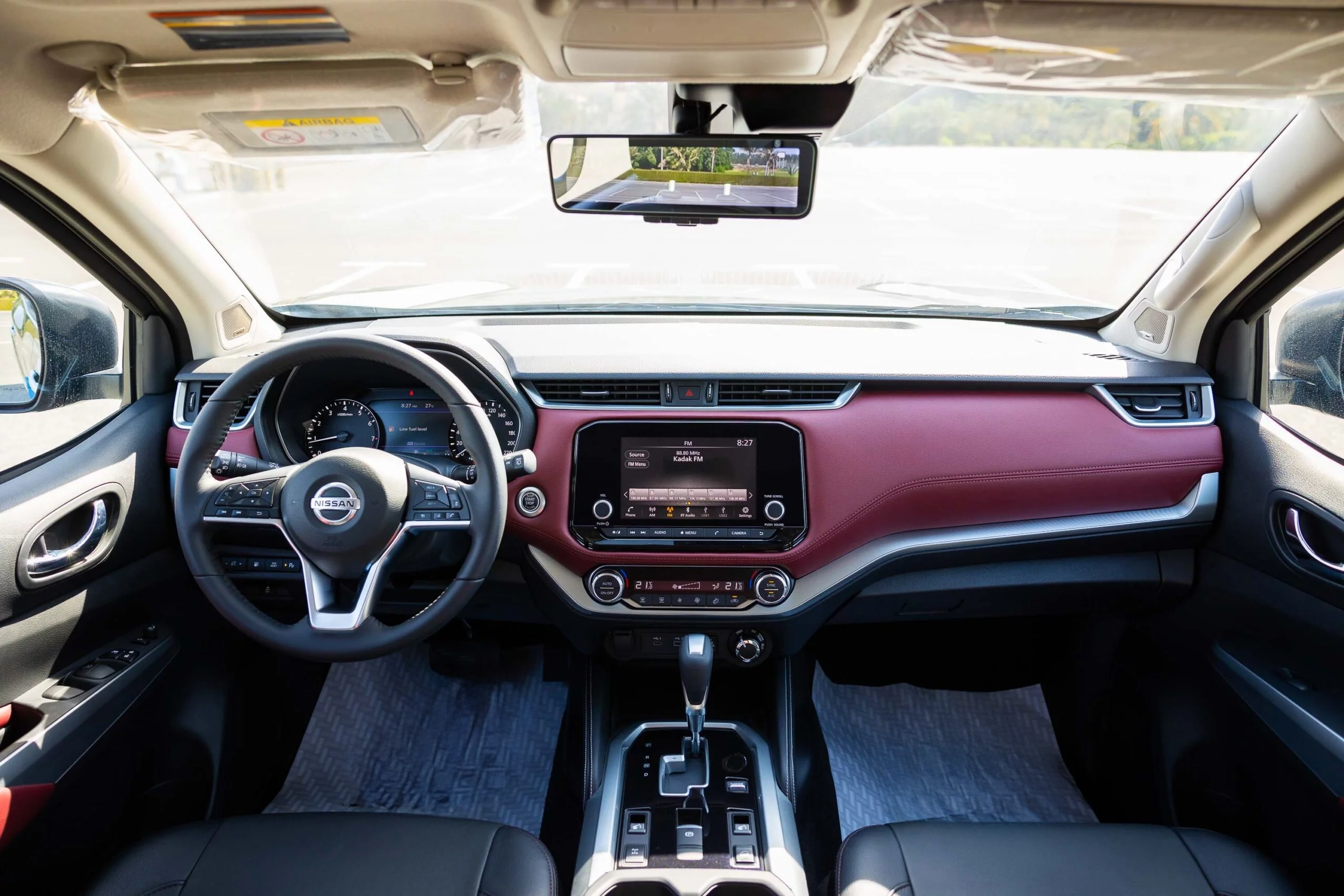 Nissan X-Terra Platinum Petrol AT 2.5L 4WD 2025